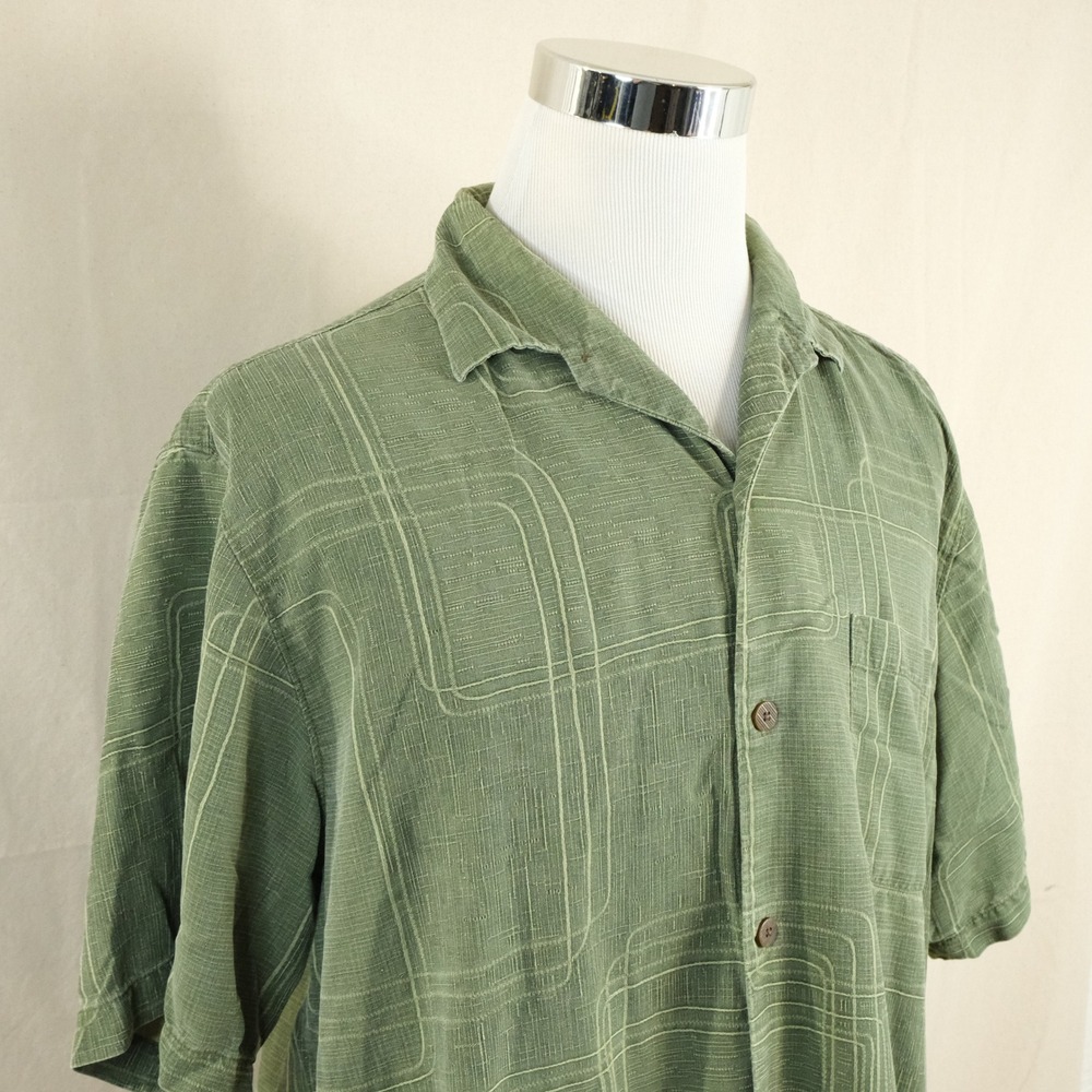 Tommy Bahama Large 100% Silk Hawaiian Shirt Green Mid Century Geometric Mens